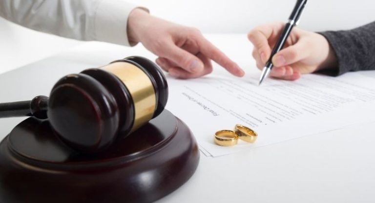 Boşanma için Neden Arena Hukuk