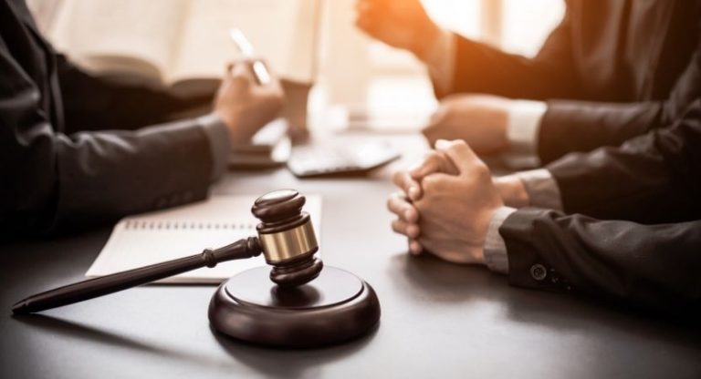 İşe İade Davalarında Uzman Avukat Neden Arena Hukuk’ta